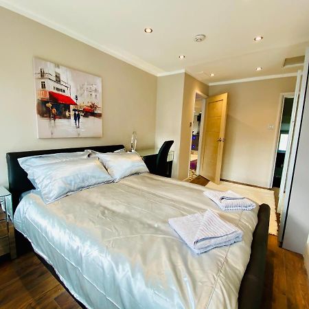 Modern Stylish Apartment At Brighton Station Eksteriør billede